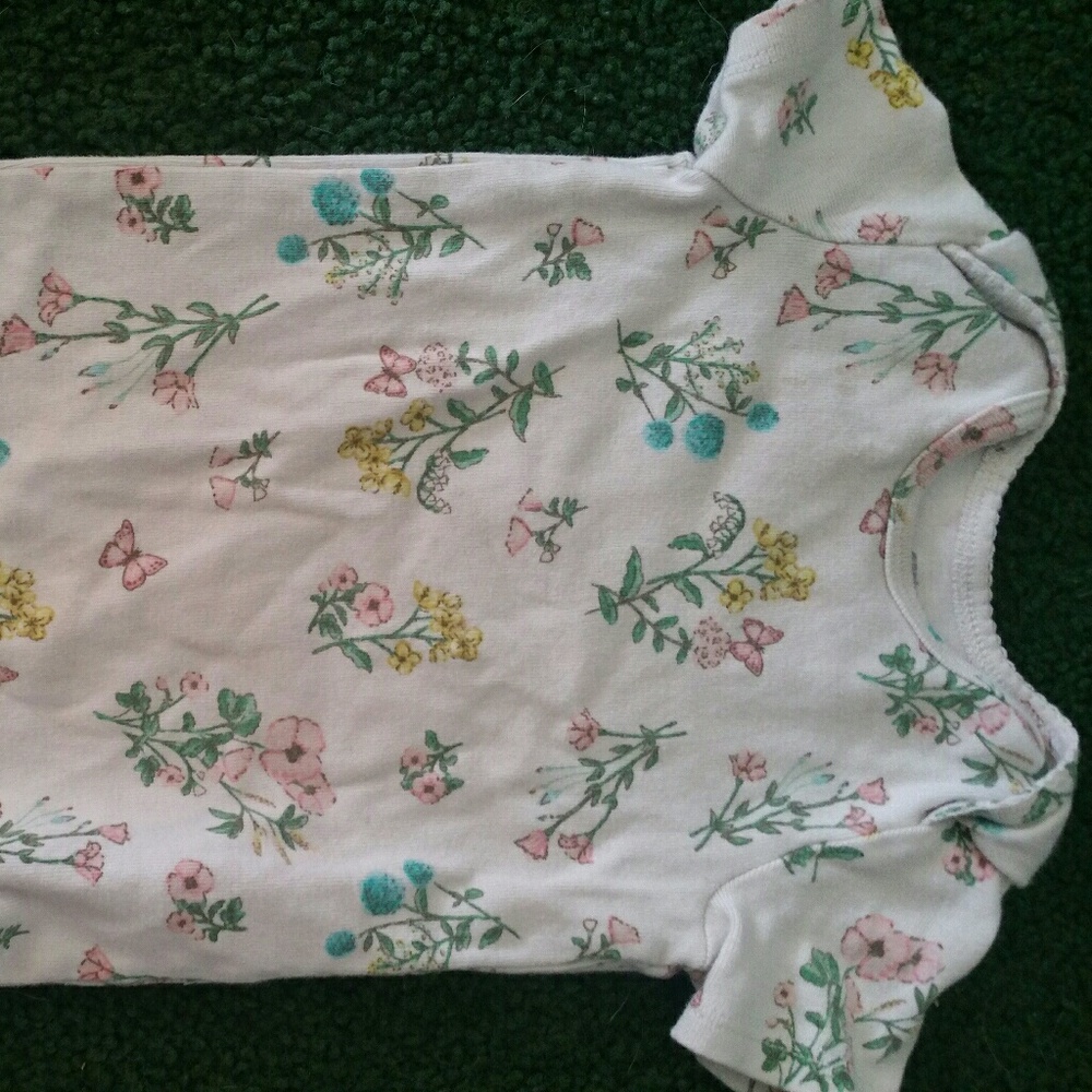 Cute onsie floral